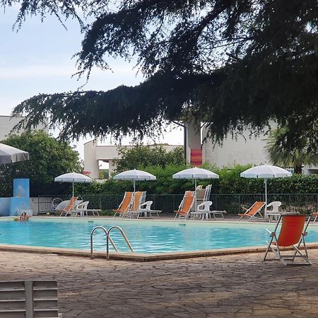 Ccc Holiday Properties Le Vele Ccc Montalto di Castro Luaran gambar