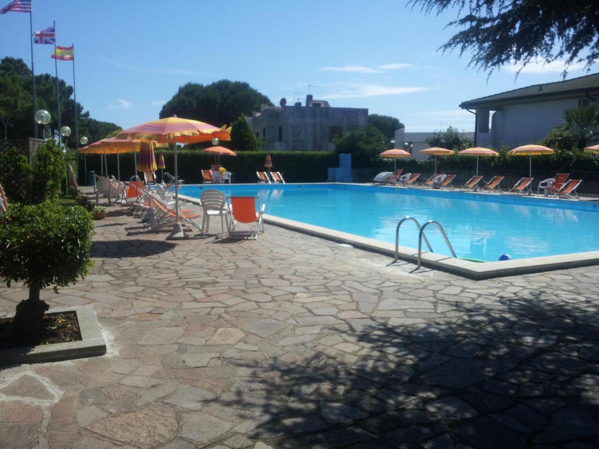Ccc Holiday Properties Le Vele Ccc Montalto di Castro Luaran gambar